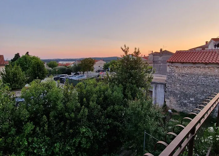 Gæstehus D&d 5 Pula